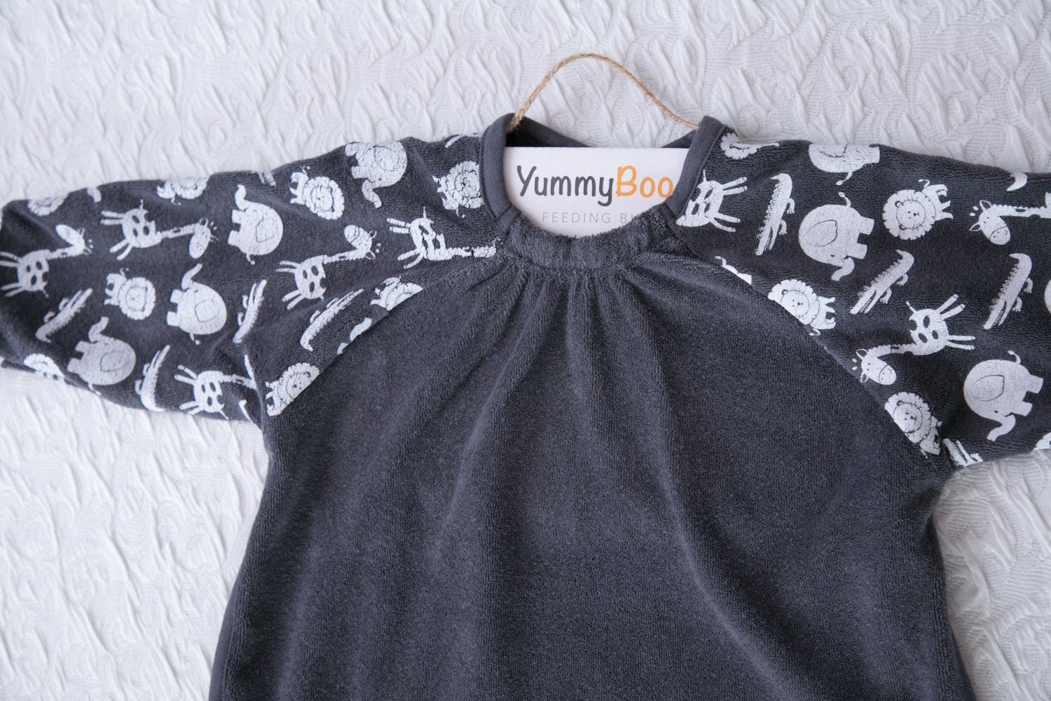 Grey jungle animals YummyBoo feeding bib