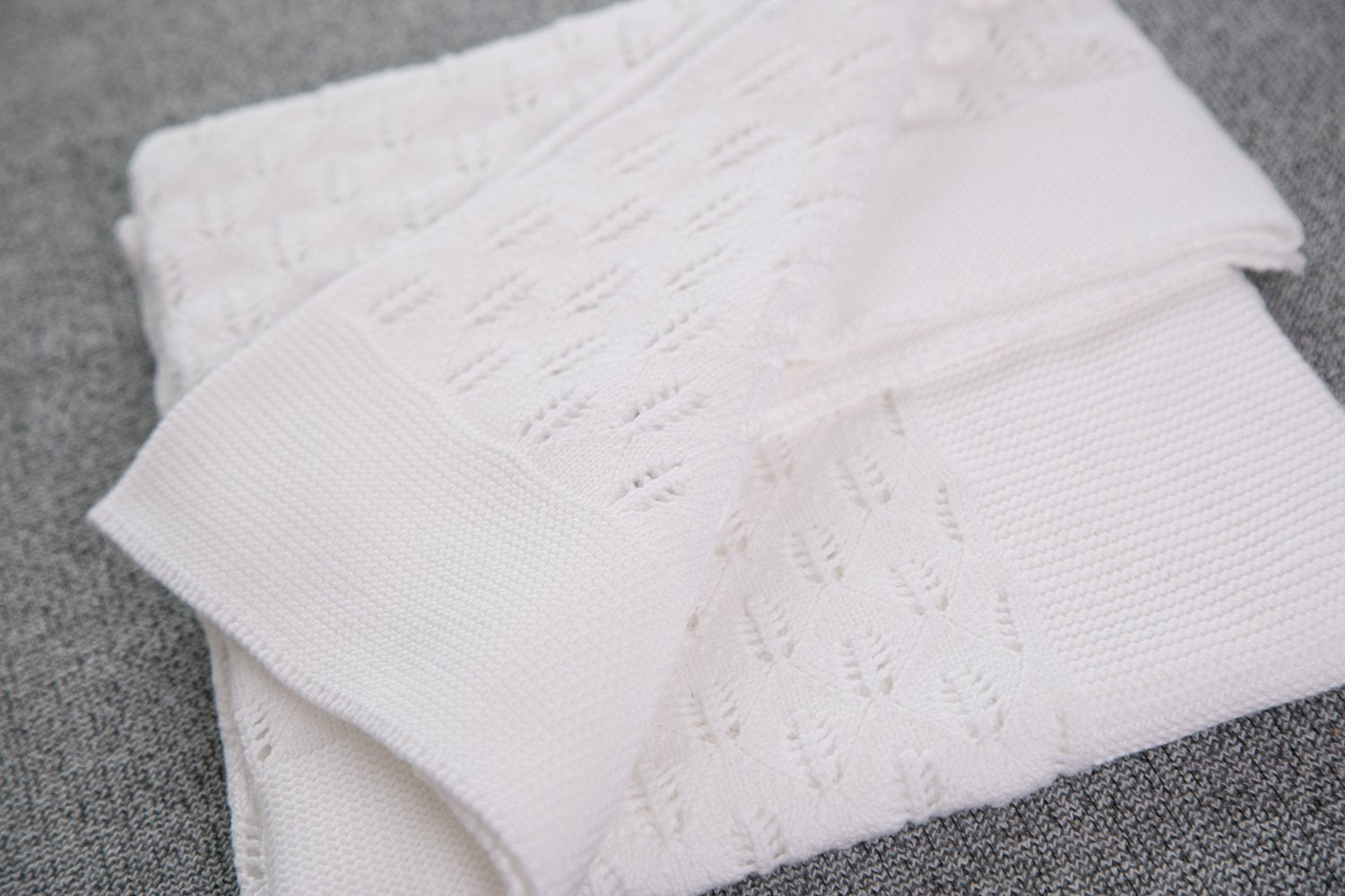 Organic cotton delicate white BlankieBoo