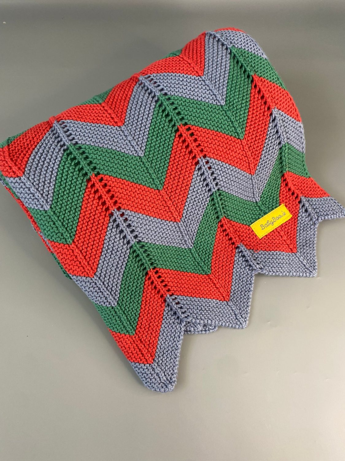 Bright chevron organic cotton BlankieBoo