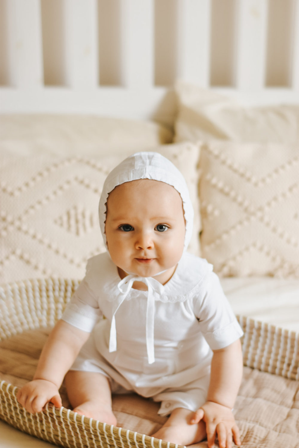 Unisex bonnet - matches Jack and Clodagh
