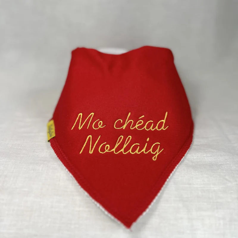 Mo Chéad Nollaig organic cotton bandana bib