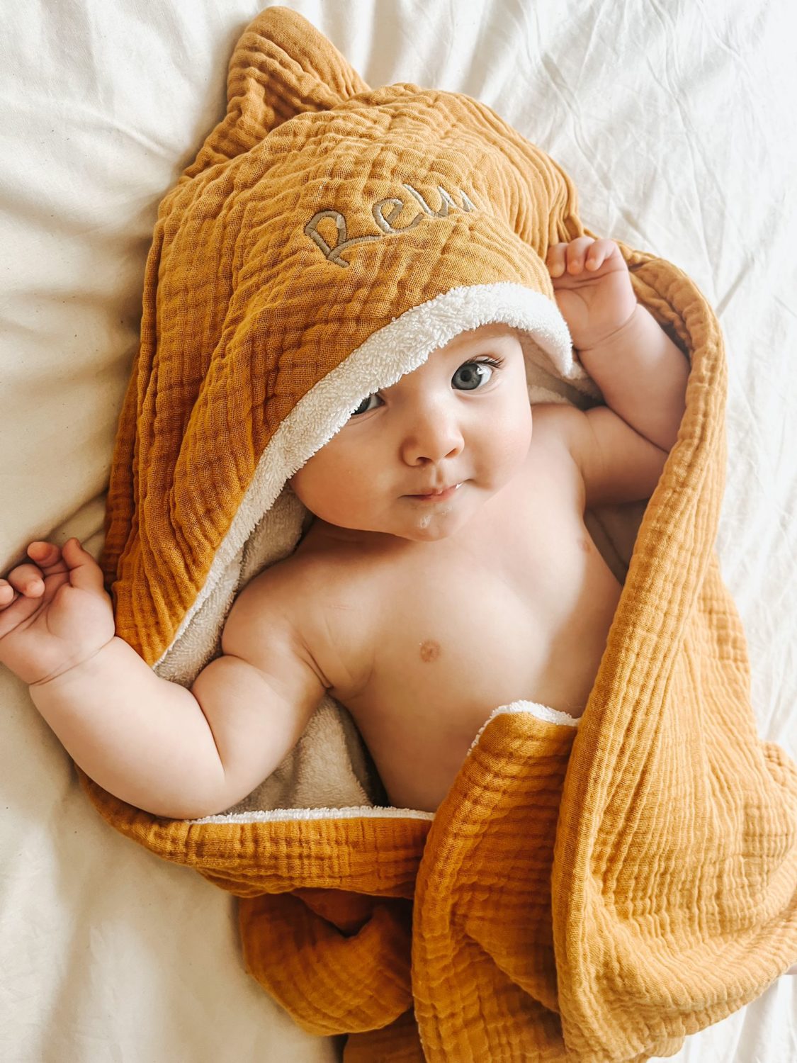 Lemon organic cotton hooded towel