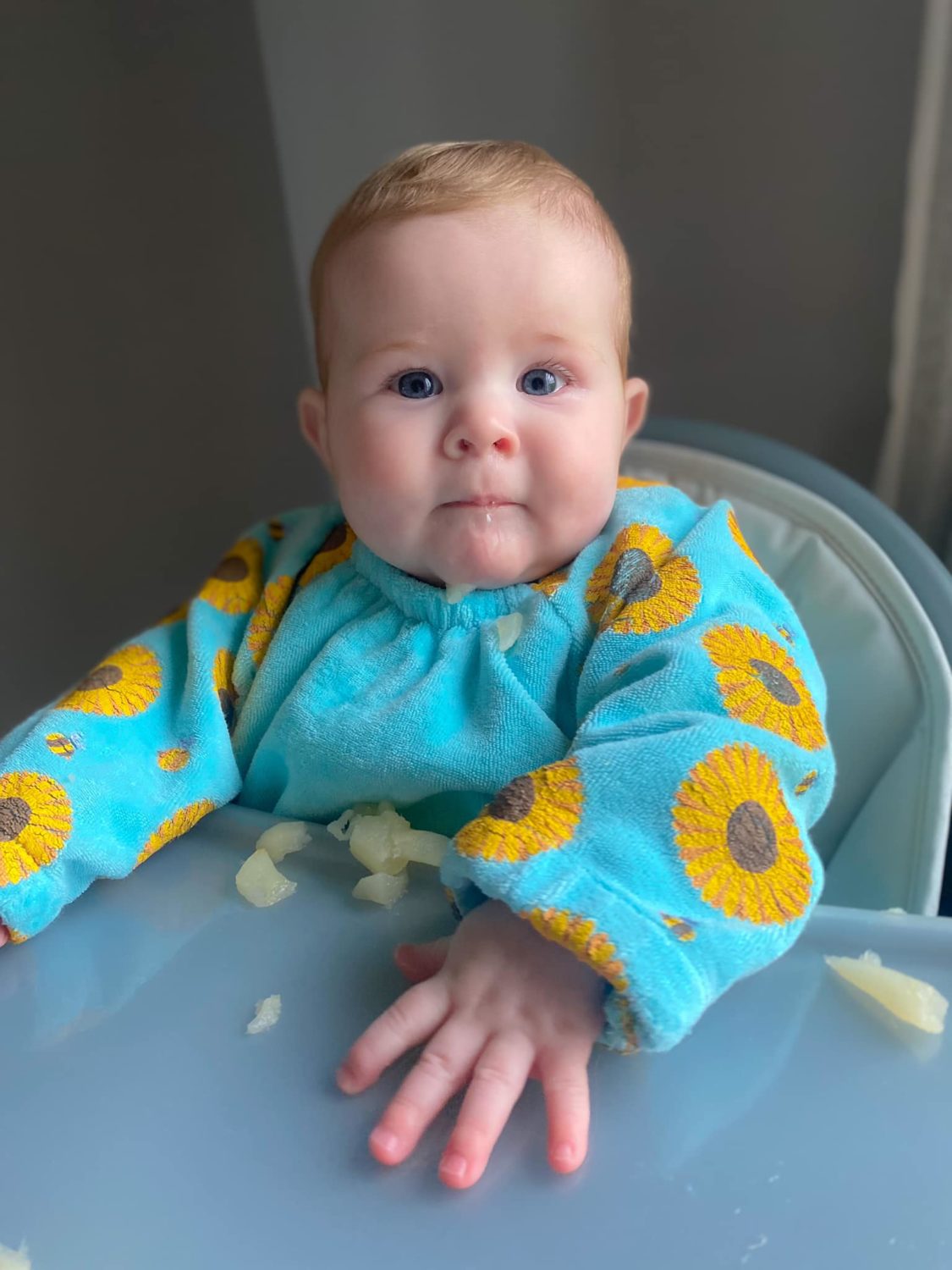 Sunny sunflowers YummyBoo feeding bib