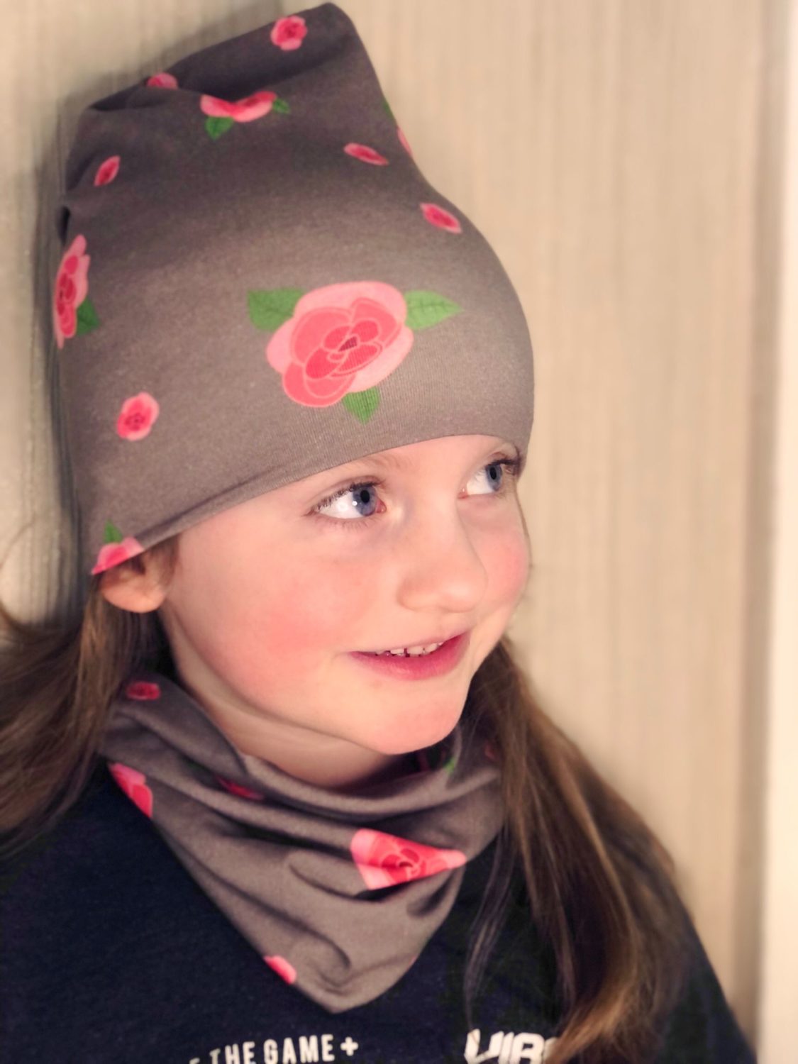 Roses organic cotton BooLoop Scarf