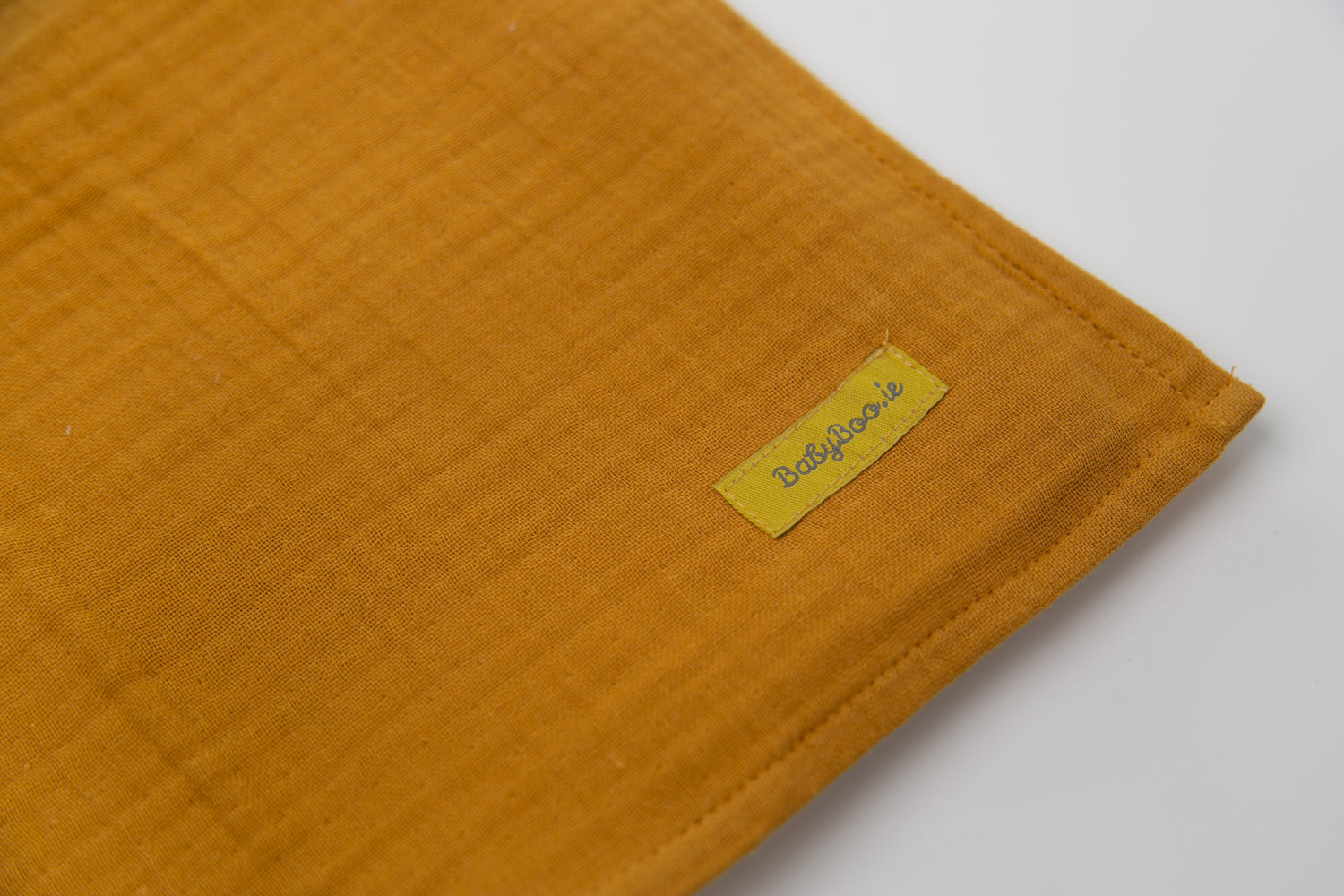Turmeric Organic Cotton super square muslin blanket