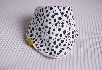 Cruella organic cotton DribbleBoo bandana bib