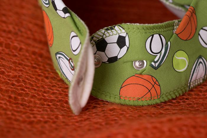 Super sports fan organic cotton DribbleBoo bandana bib