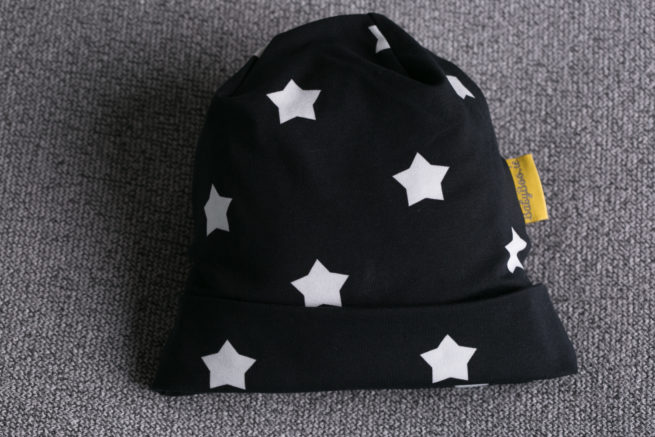 Monochrome stars beanie hat