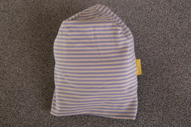 Blue stripes beanie hat
