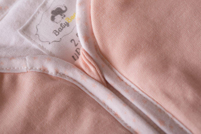 Zip detail peach sleeping bag