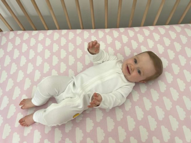 Up in the pink clouds organic cotton BeddyBoo fitted sheet - Image 3