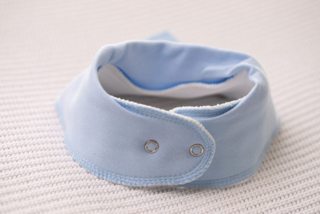 Driving home for Christmas organic cotton DribbleBoo bandana bib - Image 4