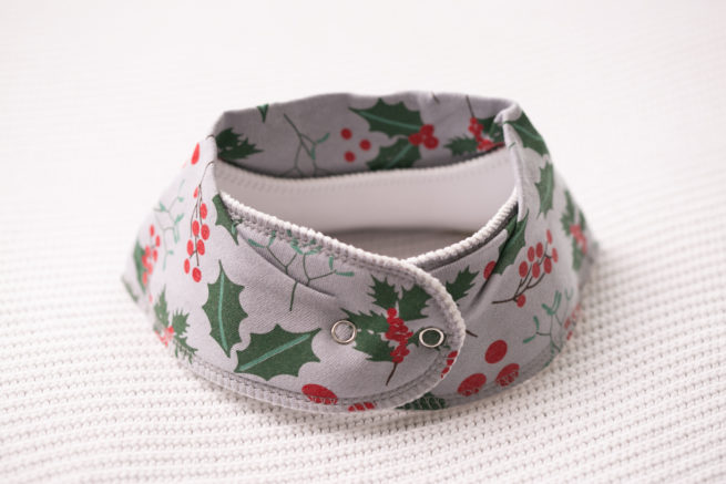 Holly bough organic cotton DribbleBoo bandana bib - Image 3