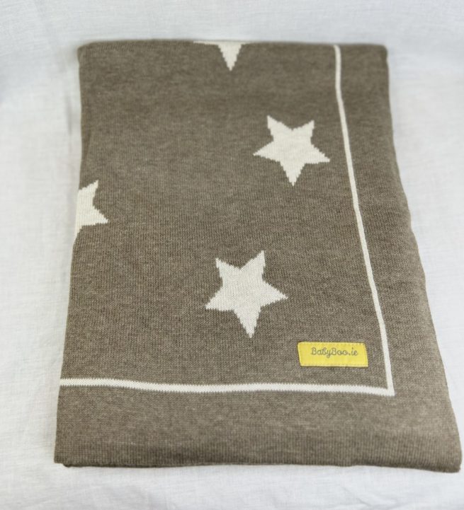 Organic cotton walnut and cream stars BlankieBoo - Image 6