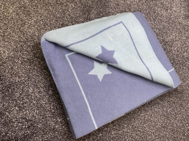 Organic cotton blue with mint stars BlankieBoo - Image 2