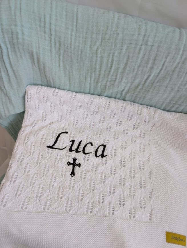 Sale - Organic cotton Delicate White Blankieboo - Luca