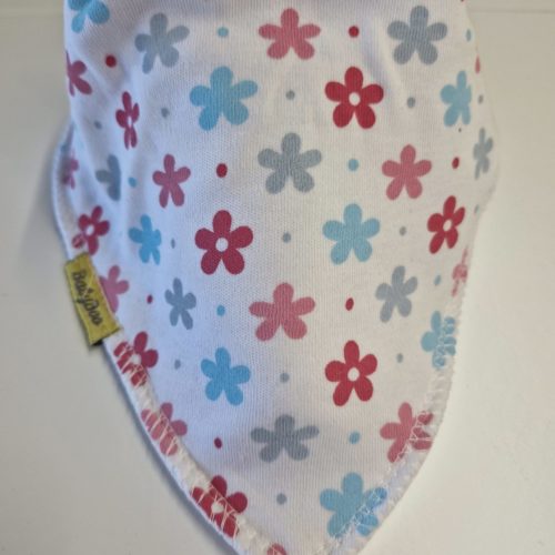 Lovely daisies organic cotton DribbleBoo bandana bib